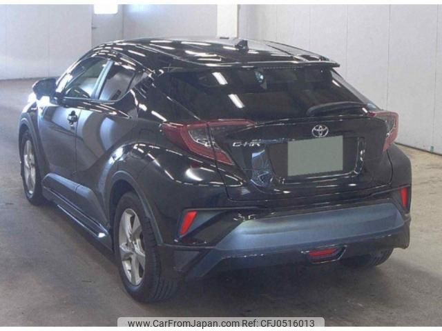 toyota c-hr 2018 quick_quick_DBA-NGX10_NGX10-2004551 image 2