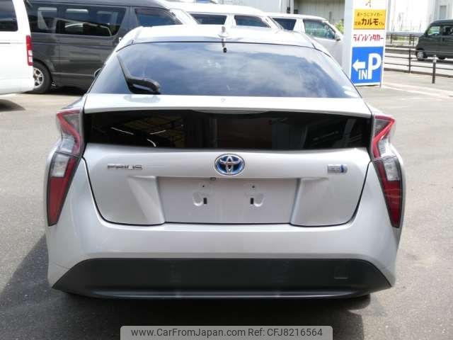 toyota prius 2016 -TOYOTA--Prius DAA-ZVW50--ZVW50-6015424---TOYOTA--Prius DAA-ZVW50--ZVW50-6015424- image 2