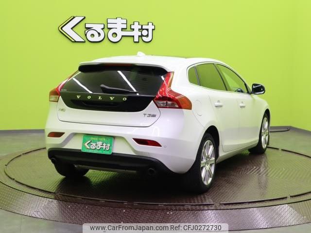 volvo v40 2020 quick_quick_DBA-MB4154T_YV1MV2920K2605341 image 2