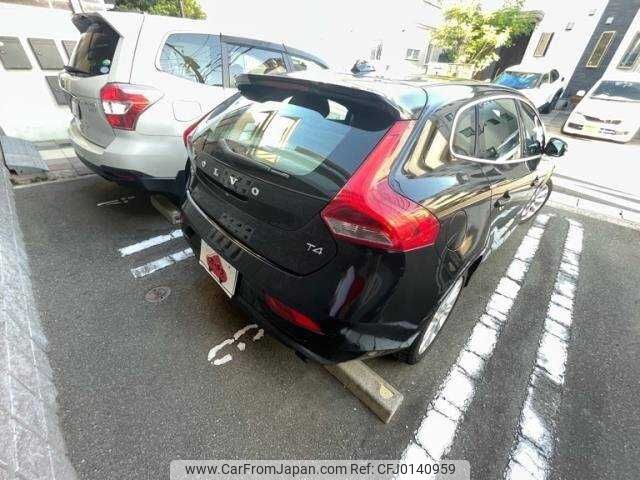 volvo v40 2013 504928-923708 image 2