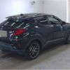 toyota c-hr 2019 quick_quick_6AA-ZYX11_2002323 image 2