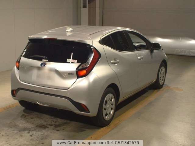 toyota aqua 2021 CFJ1842675 image 2