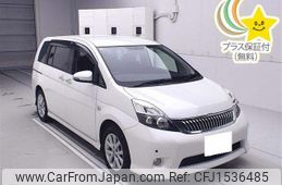 toyota isis 2015 CFJ1536485