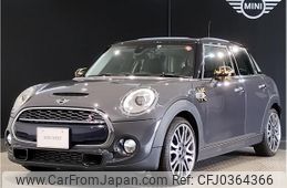 mini mini-others 2018 quick_quick_DBA-XS20_WMWXS720002G71574