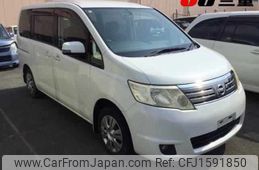 nissan serena 2010 CFJ1591850