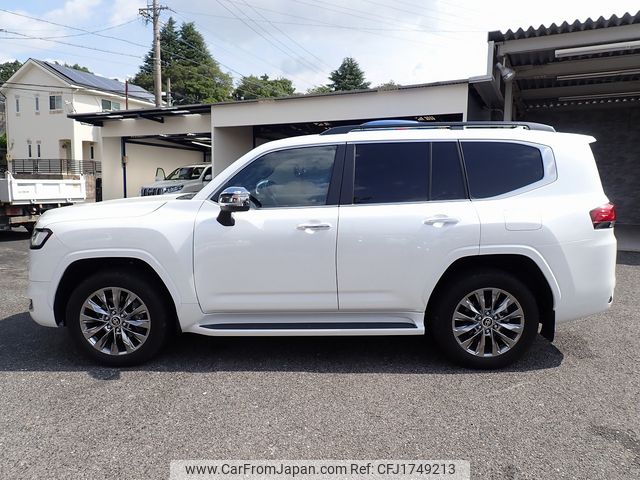 toyota land-cruiser 2022 CFJ1749213 image 2