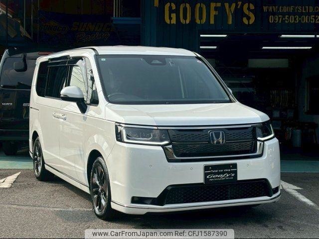 honda stepwagon 2023 CFJ1587390 image 1