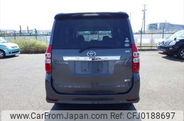 toyota noah 2013 NIKYO_SS10974