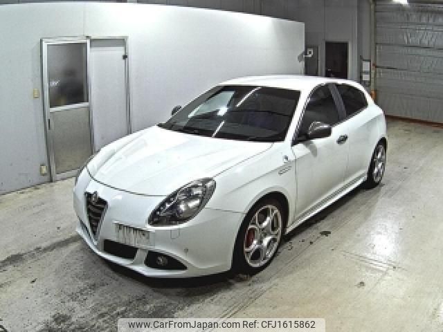 alfa-romeo giulietta 2015 CFJ1615862 image 1