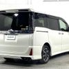 toyota voxy 2018 -TOYOTA--Voxy DBA-ZRR80W--ZRR80-0432766---TOYOTA--Voxy DBA-ZRR80W--ZRR80-0432766- image 17