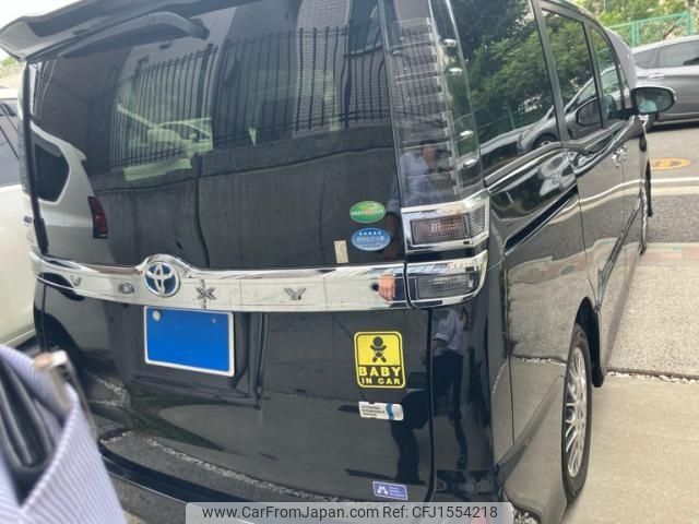 toyota voxy 2021 CFJ1554218 image 2