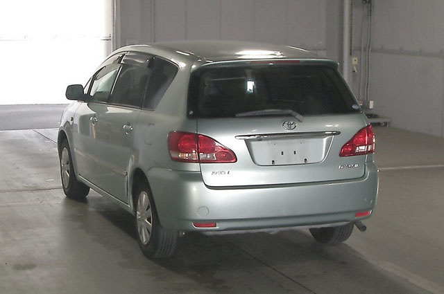 toyota ipsum 2001 19511T8N7 image 2