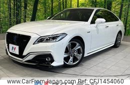 toyota crown 2018 CFJ1454060