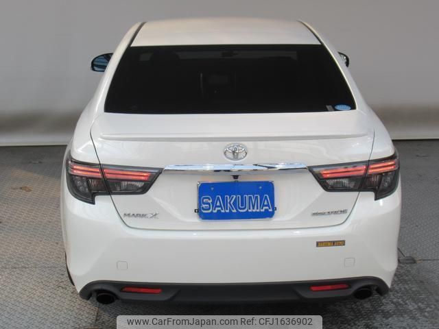 toyota mark-x 2017 CFJ1636902 image 2