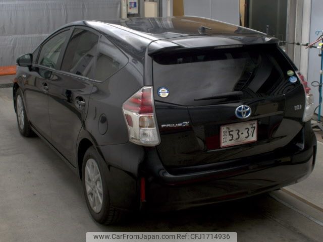 toyota prius-α 2015 CFJ1714936 image 2
