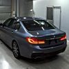 bmw 5-series 2018 quick_quick_DBA-JA20_WBAJA12010BJ18743 image 2