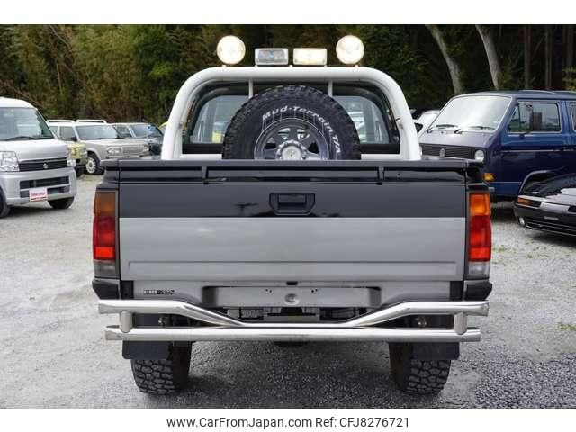 1990 Nissan Datsun Pickup S-BMD21 4WD - Car Price $7,755