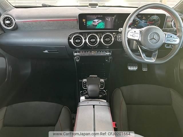 mercedes-benz a-class 2019 quick_quick_3DA-177012_WDD1770122V044114 image 2