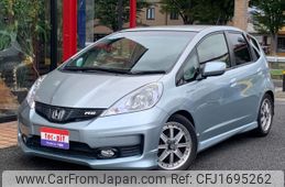 honda fit-hybrid 2013 CFJ1695262