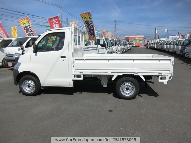 toyota liteace-truck 2018 CFJ1578095 image 2