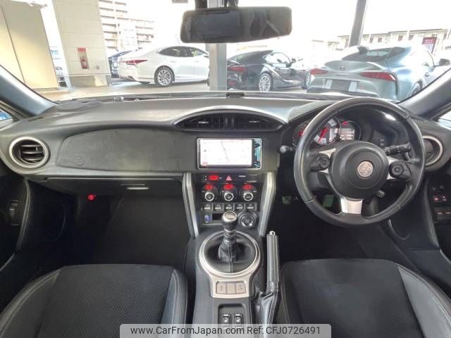 toyota 86 2018 -TOYOTA--86 DBA-ZN6--ZN6-083863---TOYOTA--86 DBA-ZN6--ZN6-083863- image 2