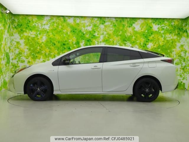 toyota prius 2018 quick_quick_ZVW55_ZVW55-8065783 image 2