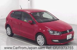 volkswagen polo 2013 -VOLKSWAGEN 【広島 530ｿ6833】--VW Polo 6RCBZ-DU058325---VOLKSWAGEN 【広島 530ｿ6833】--VW Polo 6RCBZ-DU058325-