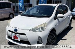 toyota aqua 2013 -TOYOTA--AQUA DAA-NHP10--NHP10-6152074---TOYOTA--AQUA DAA-NHP10--NHP10-6152074-