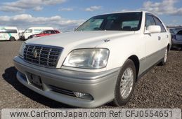 toyota crown 1999 A584