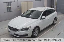 volvo v60 2014 -VOLVO 【京都 302み5777】--Volvo V60 FB4164T-YV1FW485BE1152044---VOLVO 【京都 302み5777】--Volvo V60 FB4164T-YV1FW485BE1152044-