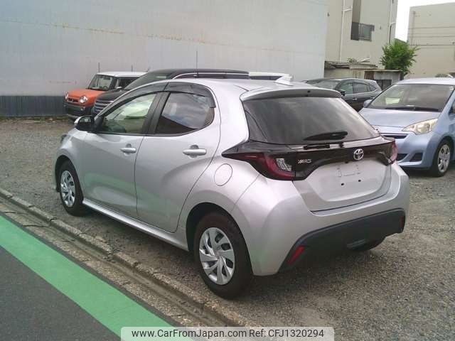 toyota yaris 2022 -TOYOTA--Yaris 5BA-MXPA10--MXPA10-2051325---TOYOTA--Yaris 5BA-MXPA10--MXPA10-2051325- image 2