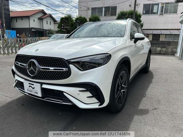 mercedes-benz glc-class 2023 CFJ1743856 image 2