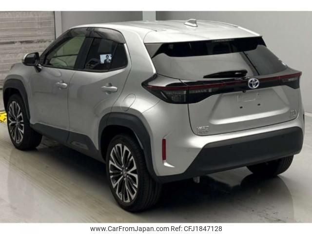 toyota yaris-cross 2021 CFJ1847128 image 2