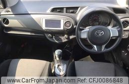 toyota vitz 2012 NIKYO_AG44129