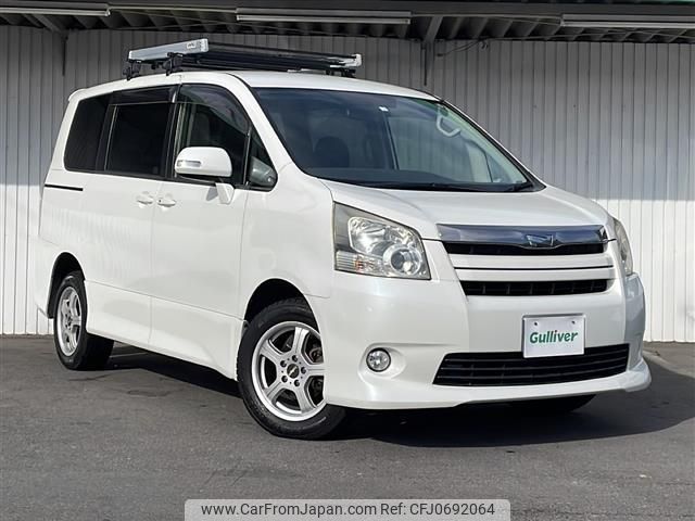 toyota noah 2007 -TOYOTA--Noah DBA-ZRR75W--ZRR75-0011771---TOYOTA--Noah DBA-ZRR75W--ZRR75-0011771- image 1