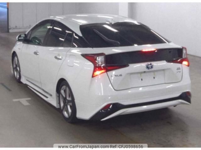 toyota prius 2019 quick_quick_DAA-ZVW55_6009854 image 2