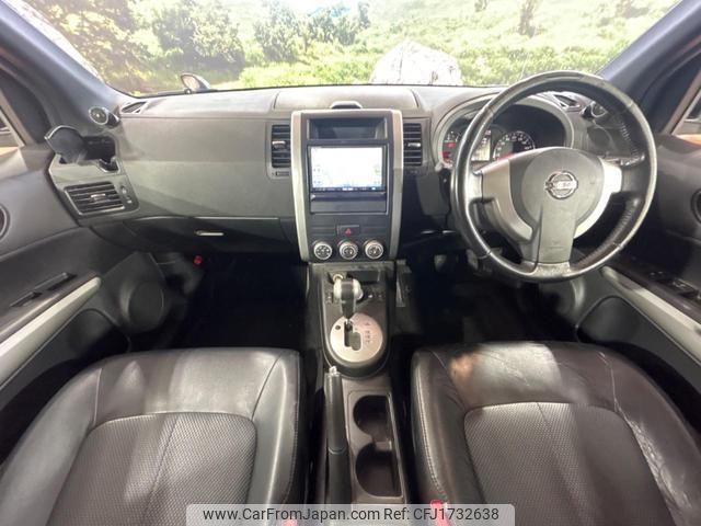 nissan x-trail 2011 CFJ1732638 image 2