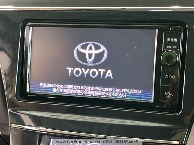 toyota prius-α 2015 CFJ1694685 image 2