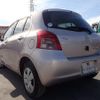 toyota vitz 2005 REALMOTOR_N2020120079HD-10 image 5