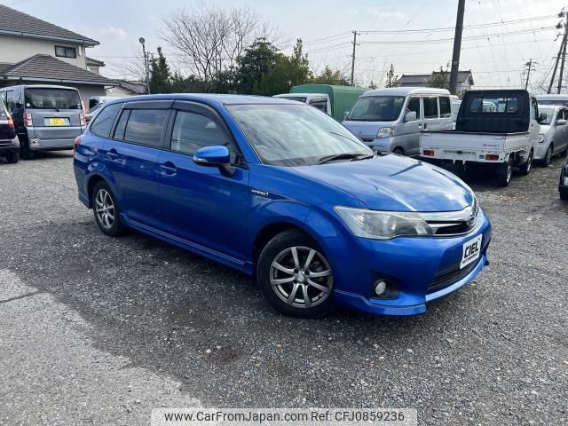 toyota corolla-fielder 2013 quick_quick_DAA-NKE165G_NKE165-7020072 image 2