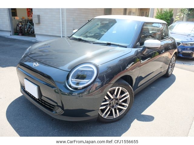 mini mini-others 2024 CFJ1556655 image 1