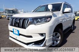 toyota land-cruiser-prado 2022 REALMOTOR_N2024090264F-10