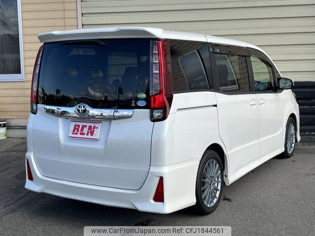 toyota noah 2015 CFJ1844561 image 2