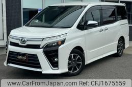 toyota voxy 2018 CFJ1675559