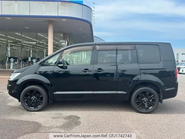 mitsubishi delica-d5 2018 CFJ1742743 image 2