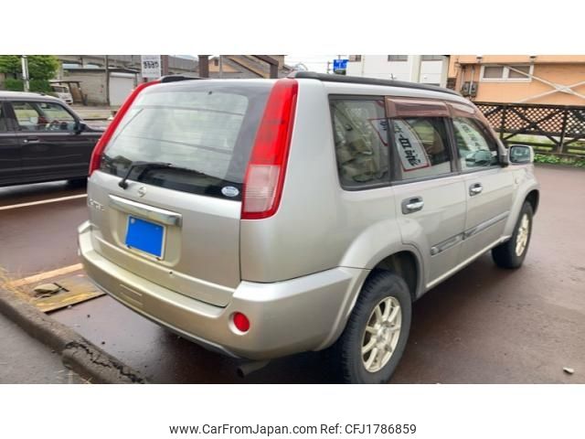 nissan x-trail 2004 CFJ1786859 image 2