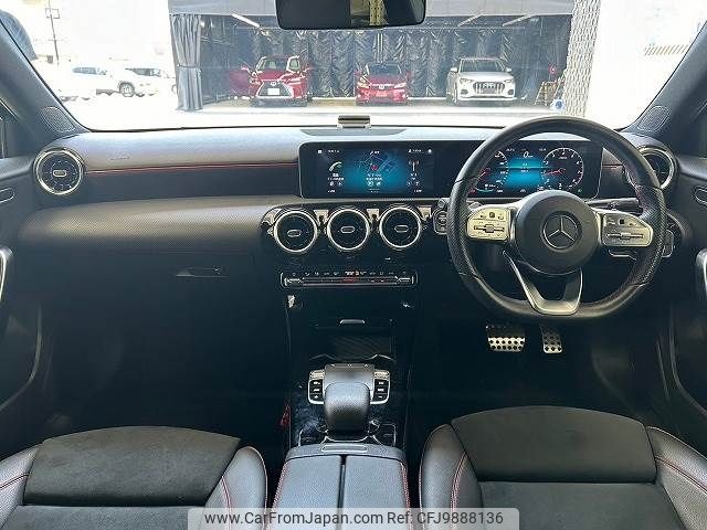 mercedes-benz a-class 2018 -MERCEDES-BENZ--Benz A Class 5BA-177084--WDD1770842J047248---MERCEDES-BENZ--Benz A Class 5BA-177084--WDD1770842J047248- image 2