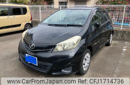 toyota vitz 2013 CFJ1714736