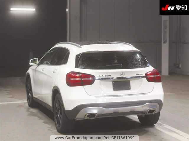 mercedes-benz gla-class 2017 CFJ1861999 image 2