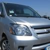 toyota noah 2004 3282185-Y2025040361A-12 image 1